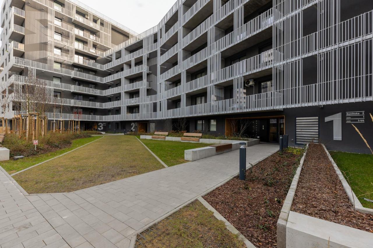 Stacja Wola Apartments With Parking By Noclegi Renters Varsovia Exterior foto
