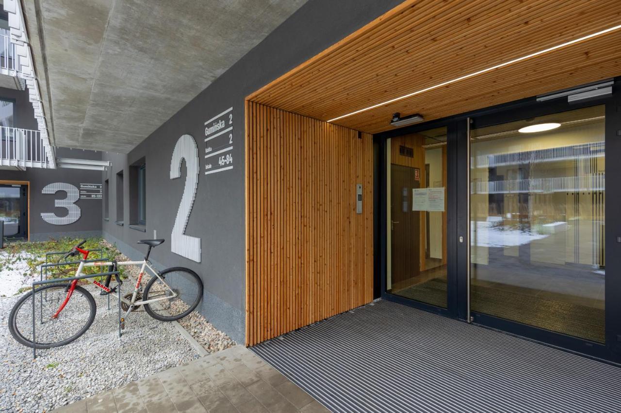 Stacja Wola Apartments With Parking By Noclegi Renters Varsovia Exterior foto